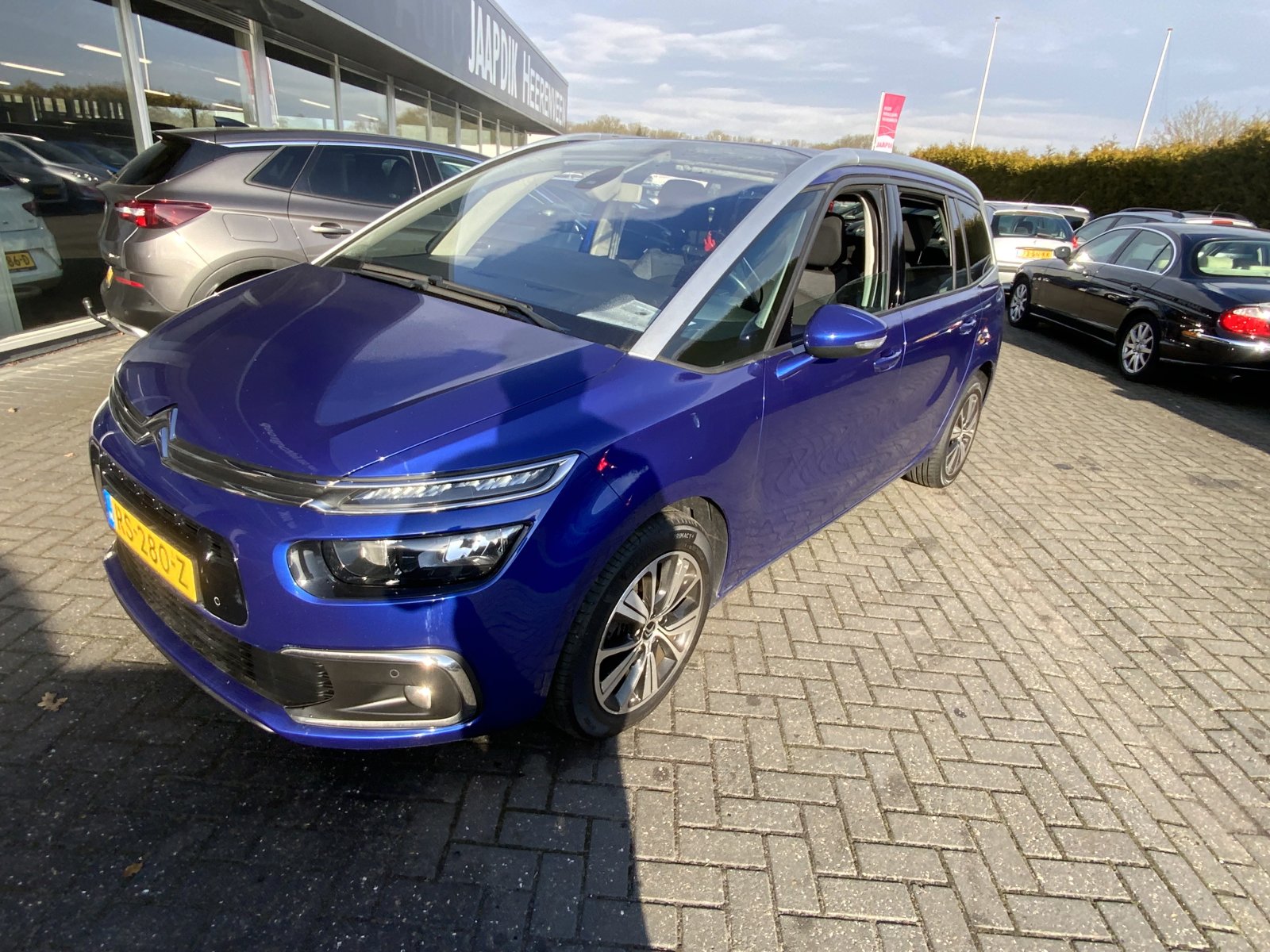 Citroen Grand C4 Picasso 1.2 PureTech Feel 2018 - voorkant