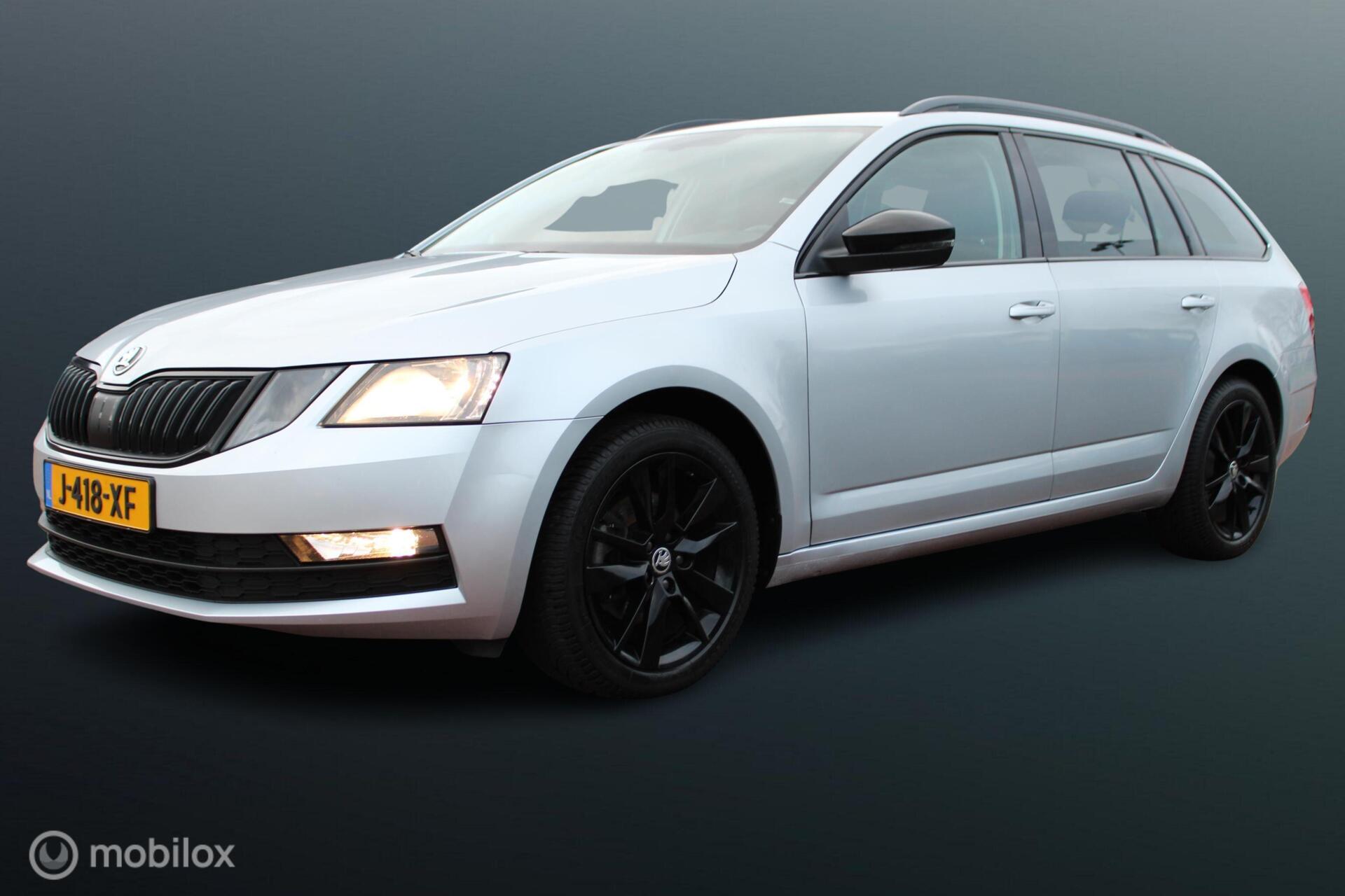 Skoda Octavia 1.0 TSI Greentech Business Edition, Stoelverwarming, Navi, App  Connect, Pdc, Donker glas, Cruise, Clima, connect, 17 Inch LMV, Donker glas, 2020 - voorkant
