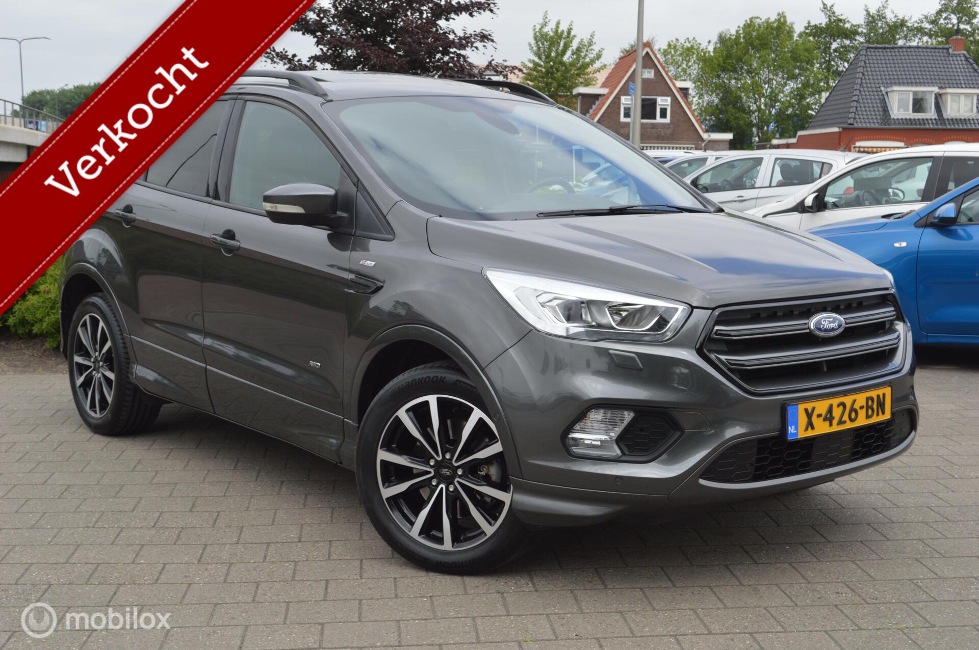Ford Kuga 1.5 183pk AWD ST Line AUTOMAAT | Pano-dak | 2017 - voorkant