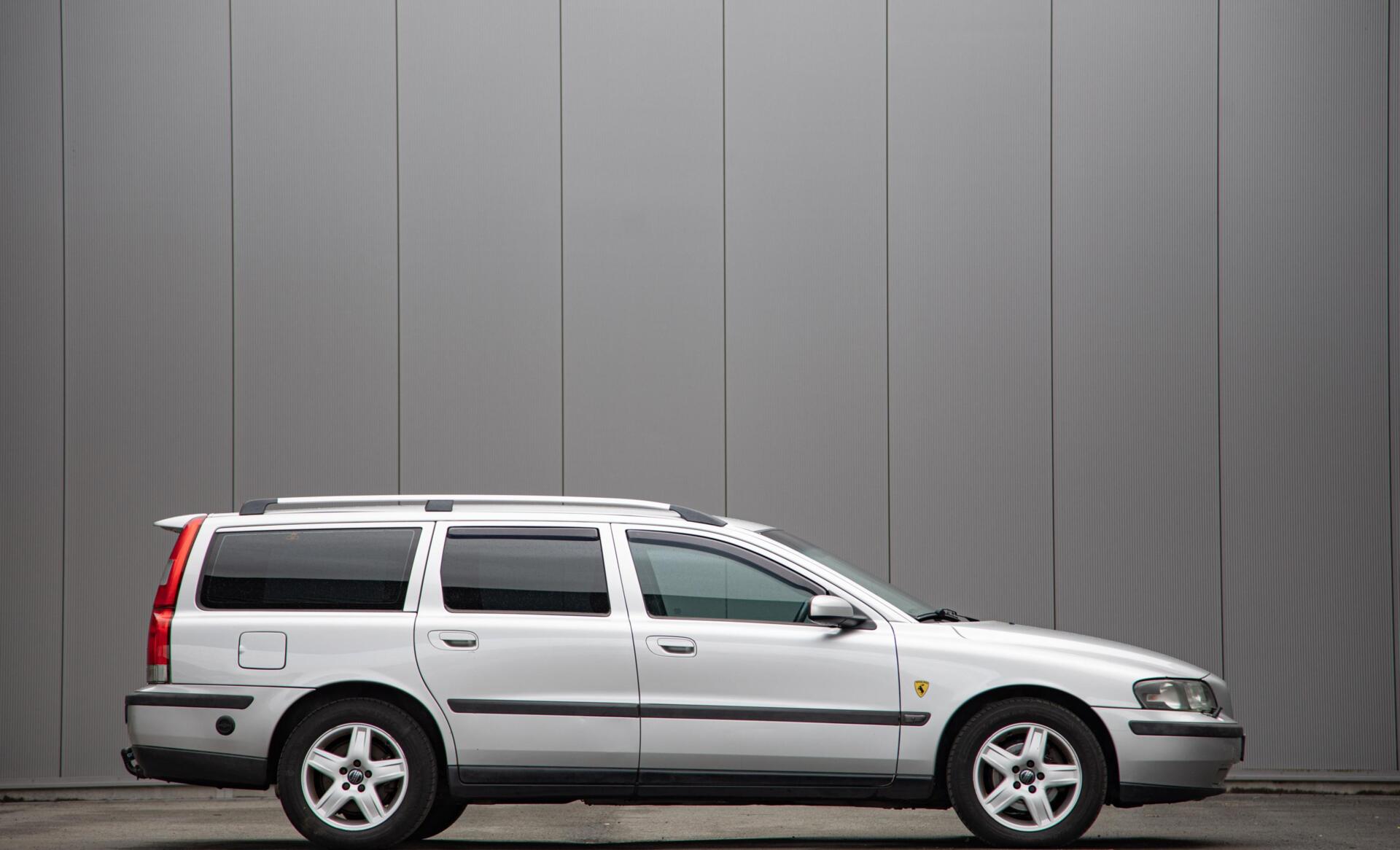Volvo V70 2.4 Comfort Line 2004 - voorkant