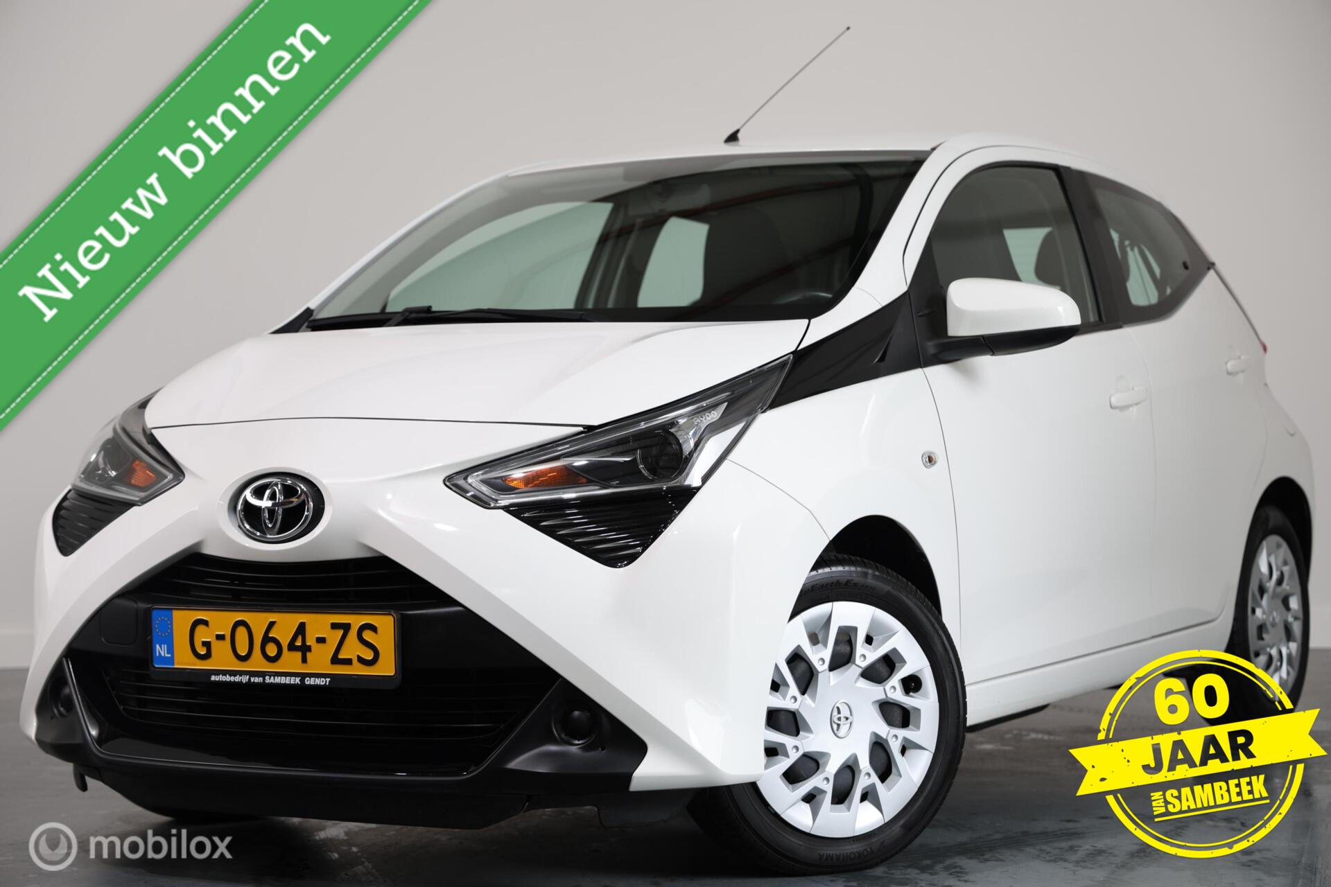 Toyota Toyota Aygo 1.0 VVT-i x-cite Camera - Carplay - Airco 2020 - voorkant