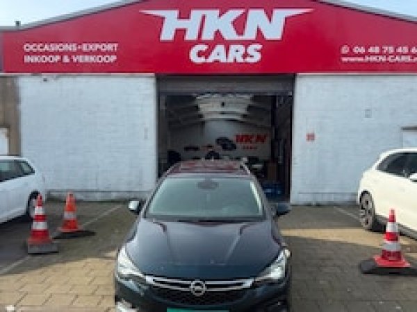 Opel Astra 1.6 CDTI Innovation 2016 - voorkant