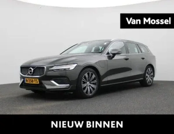 Volvo V60 2.0 T6 Recharge AWD Inscription Expression 2022 - voorkant