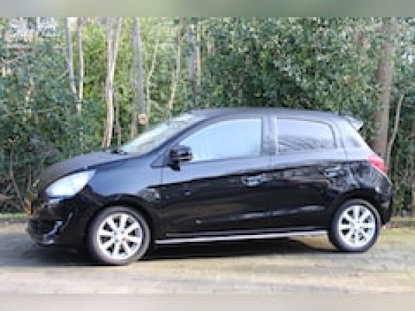 Foto van Mitsubishi Space Star