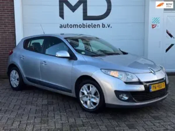 Renault Mégane 1.5 dCi Collection 2013 - voorkant