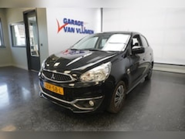 Foto van Mitsubishi Space Star