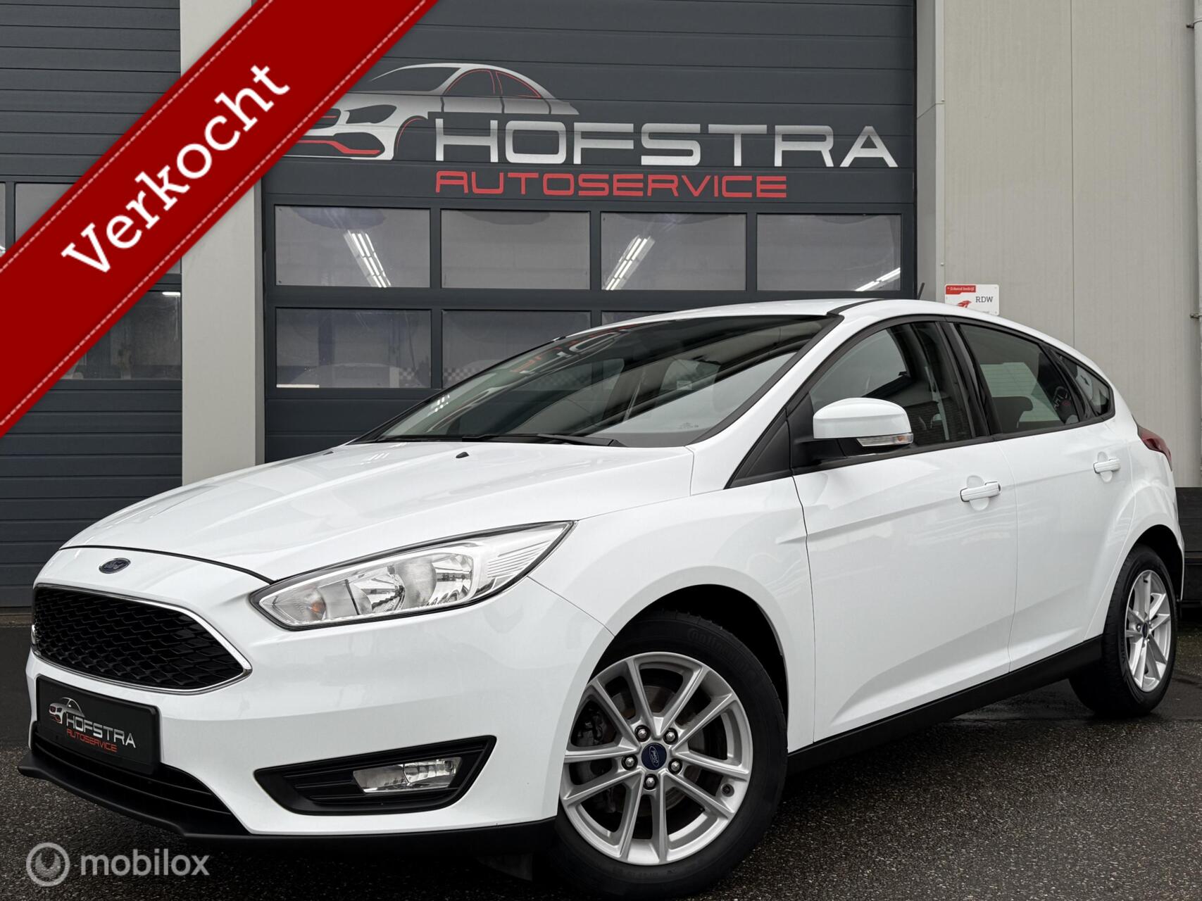 Ford Focus 1.0 EcoBoost Trend Edition Business CarPlay Navi 2018 - voorkant