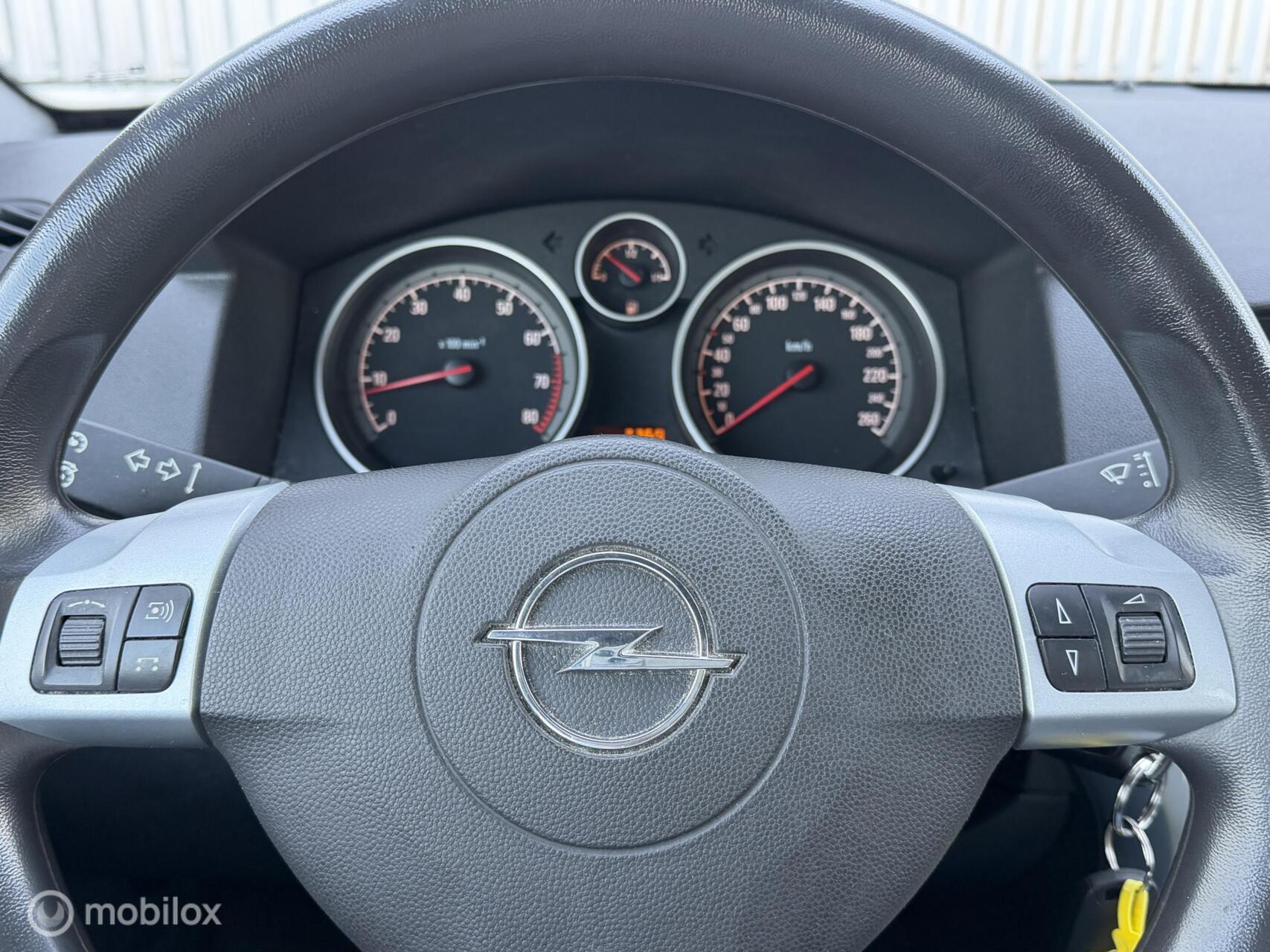Foto van Opel Astra
