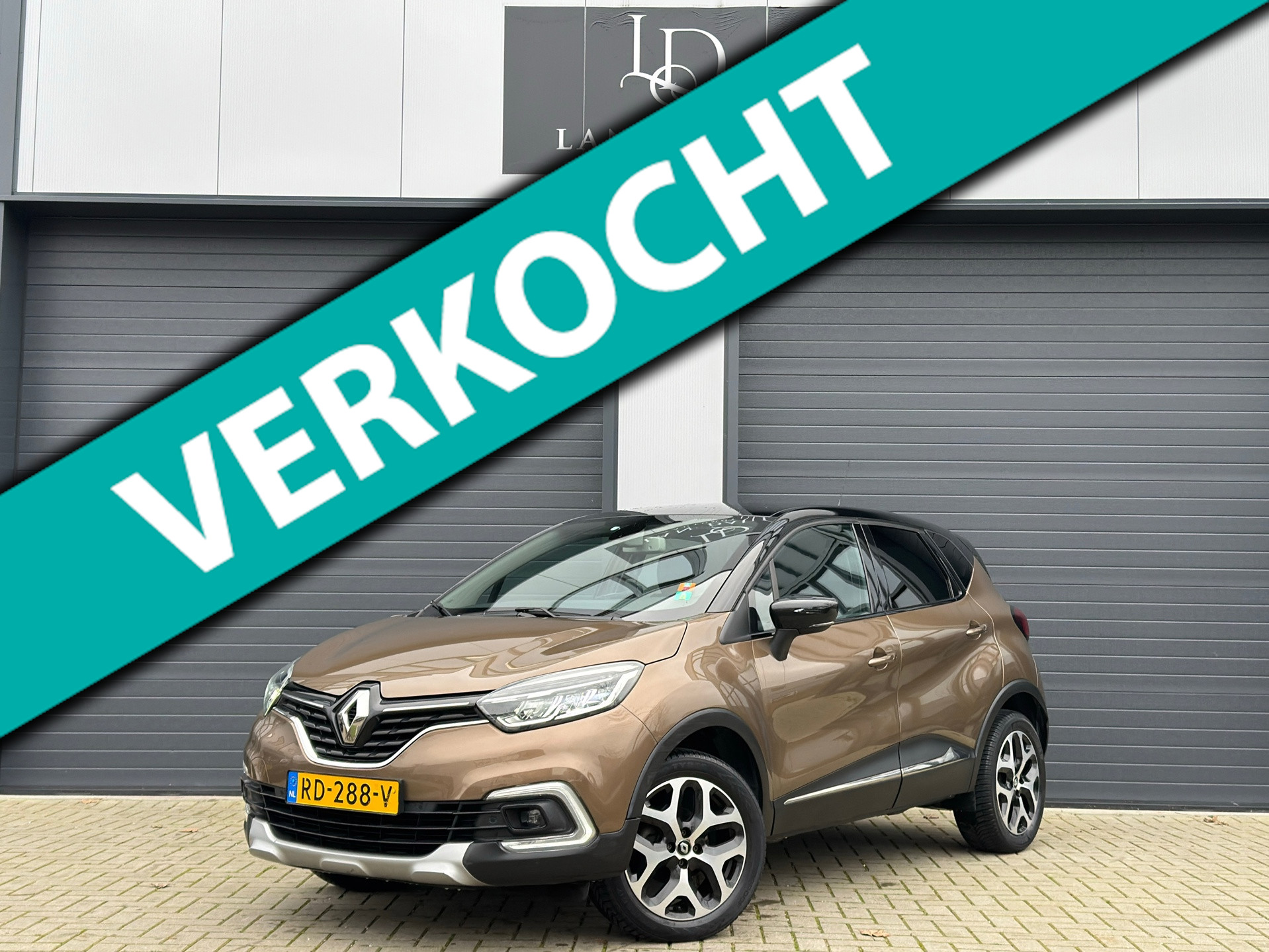 Renault Captur 0.9 TCe Intens / LAGE KM NAP / CAMERA / APK 2017 - voorkant