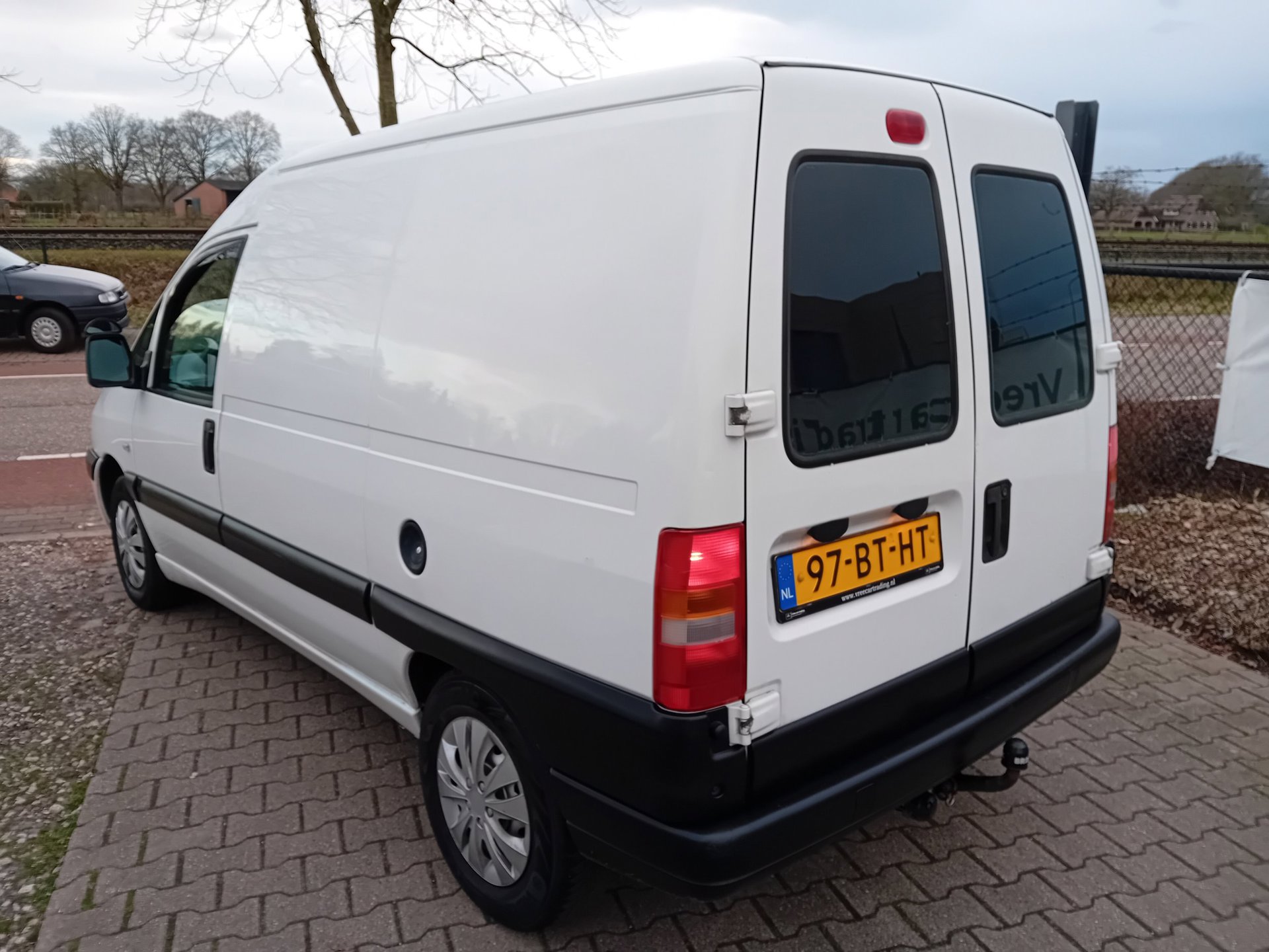 Foto van Peugeot Expert 220c 1.9d