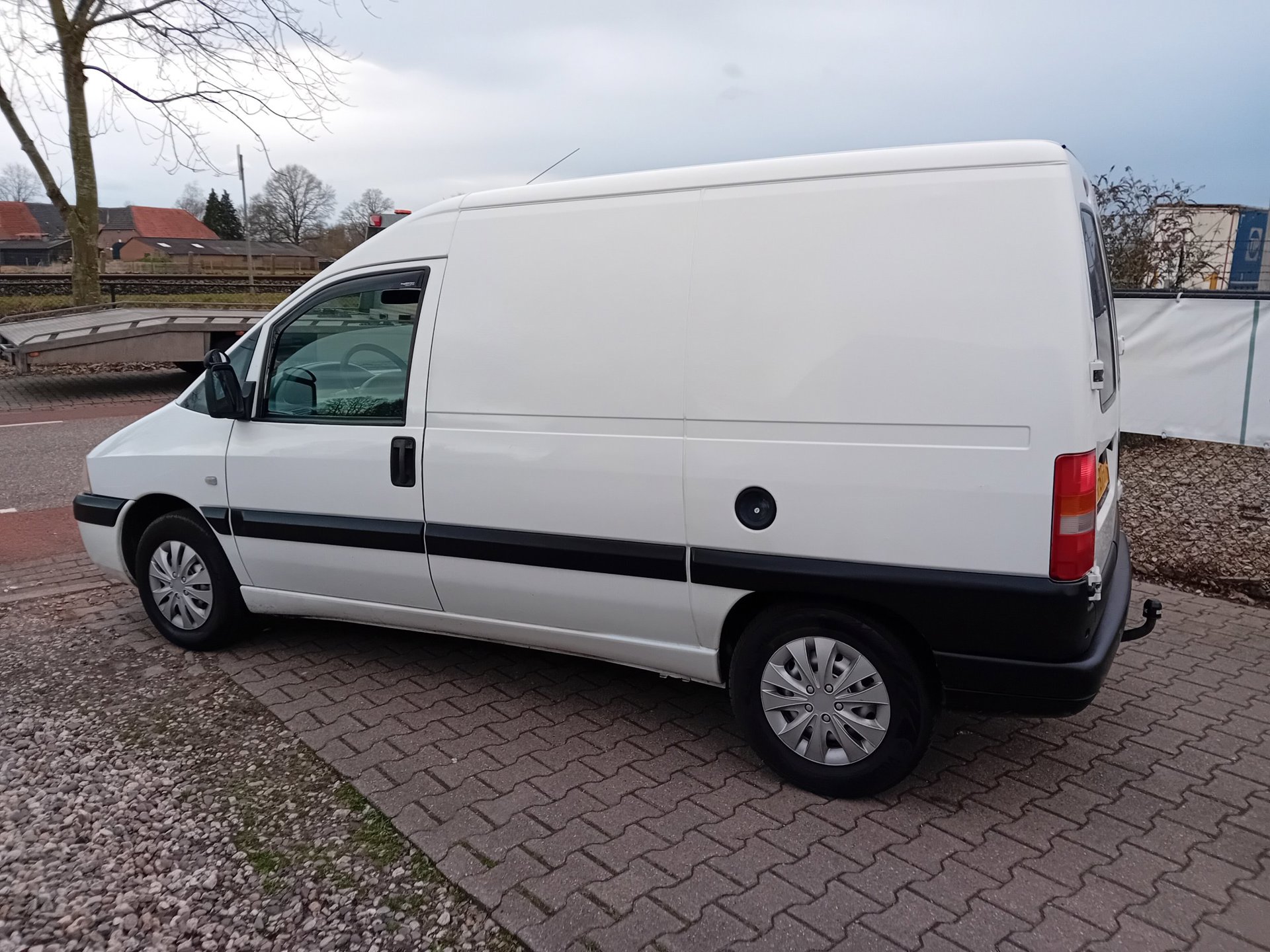 Foto van Peugeot Expert 220c 1.9d