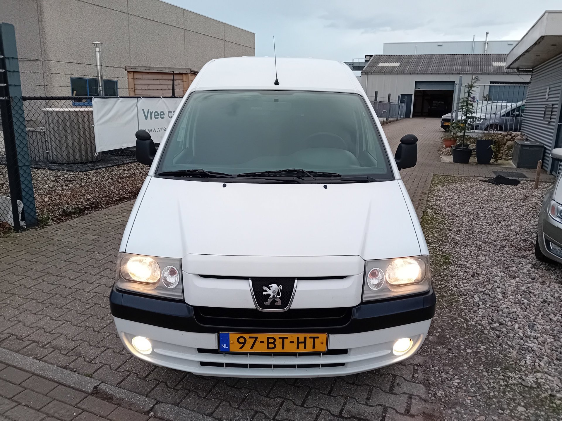 Foto van Peugeot Expert 220c 1.9d