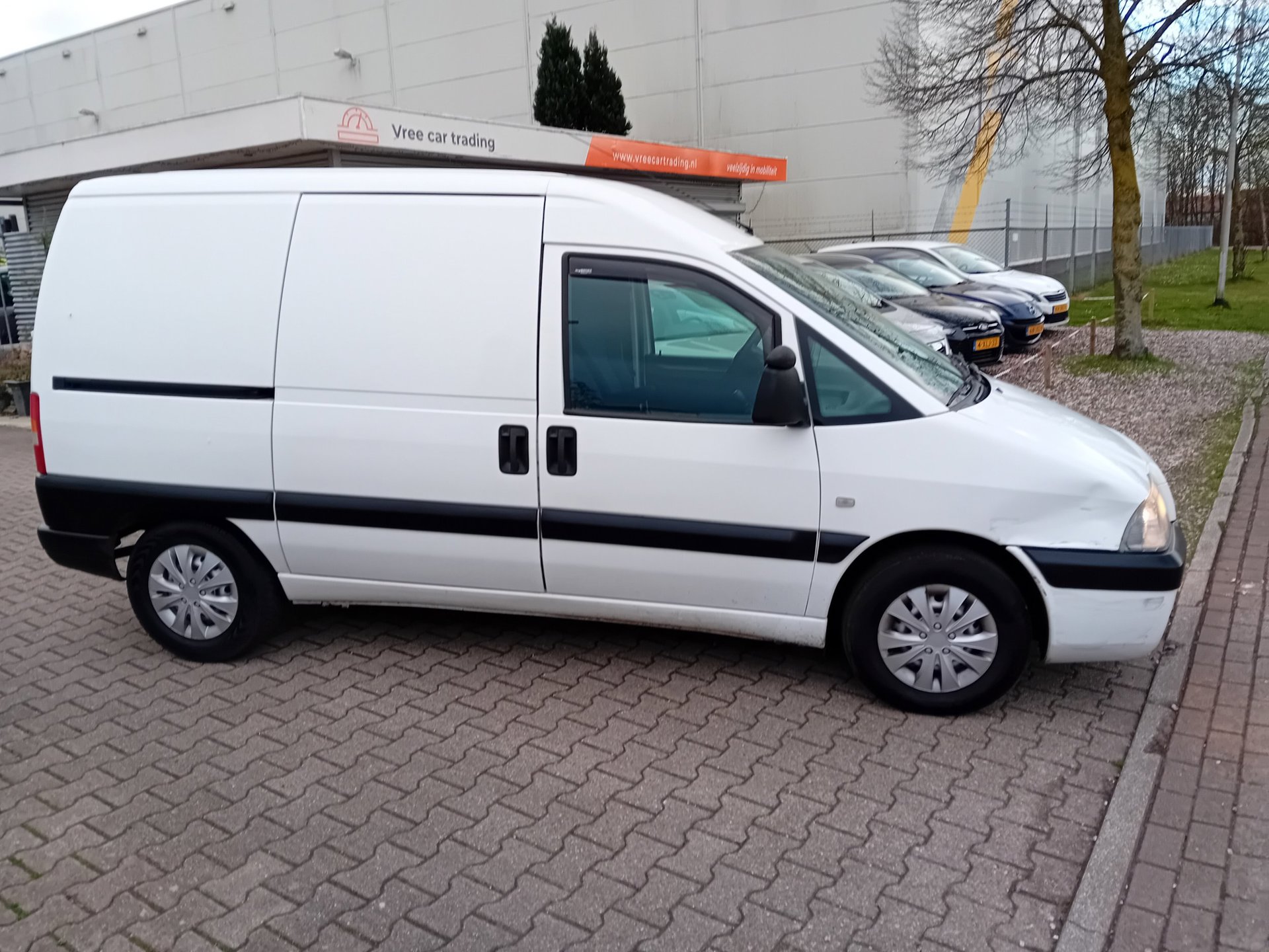 Foto van Peugeot Expert 220c 1.9d