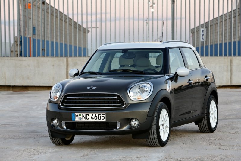 Mini Mini Countryman 1.6 Cpr S ALL4 Chili 2012 - voorkant