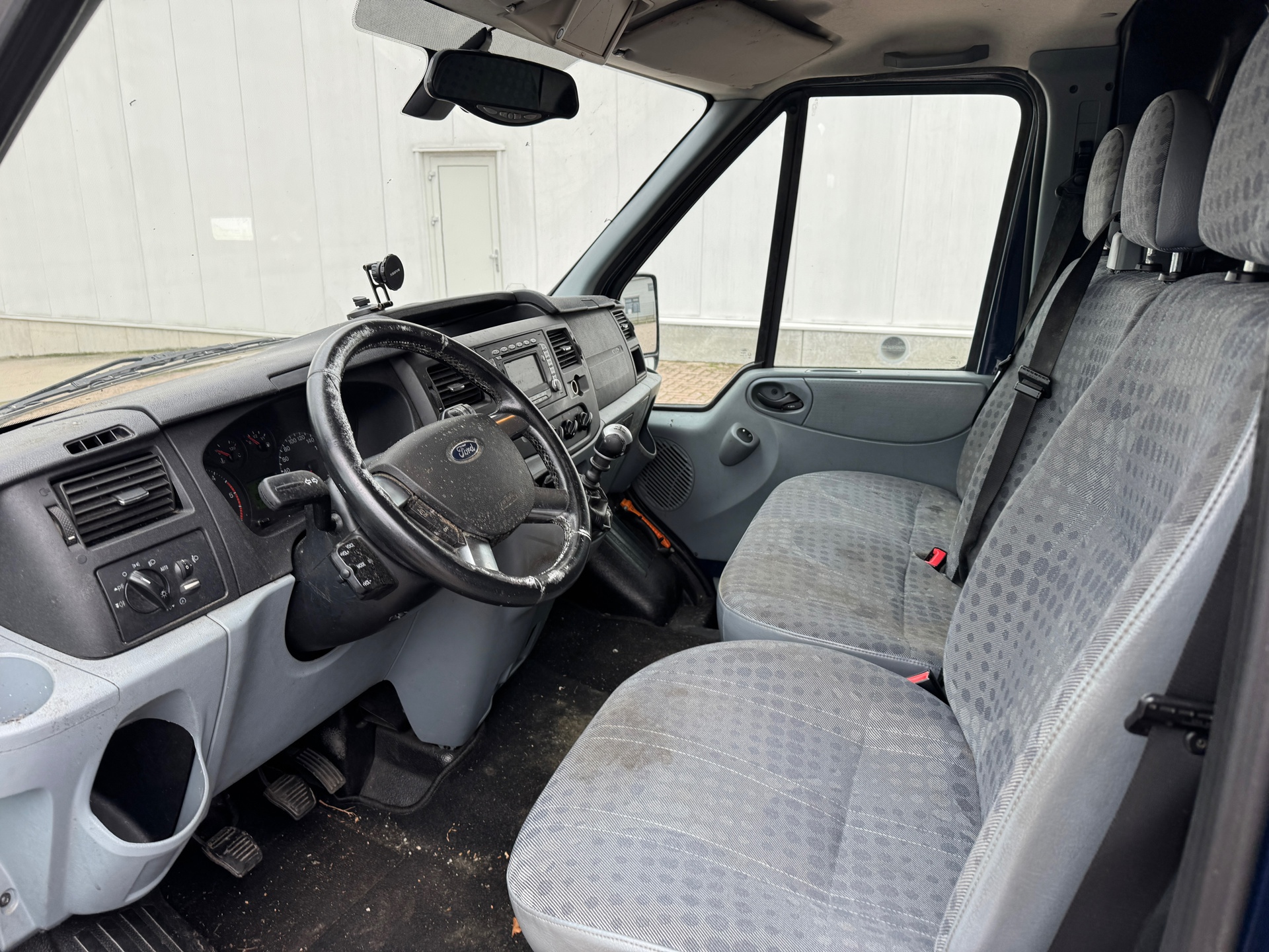 Foto van Ford Transit 330m Van 115dpf 4.93