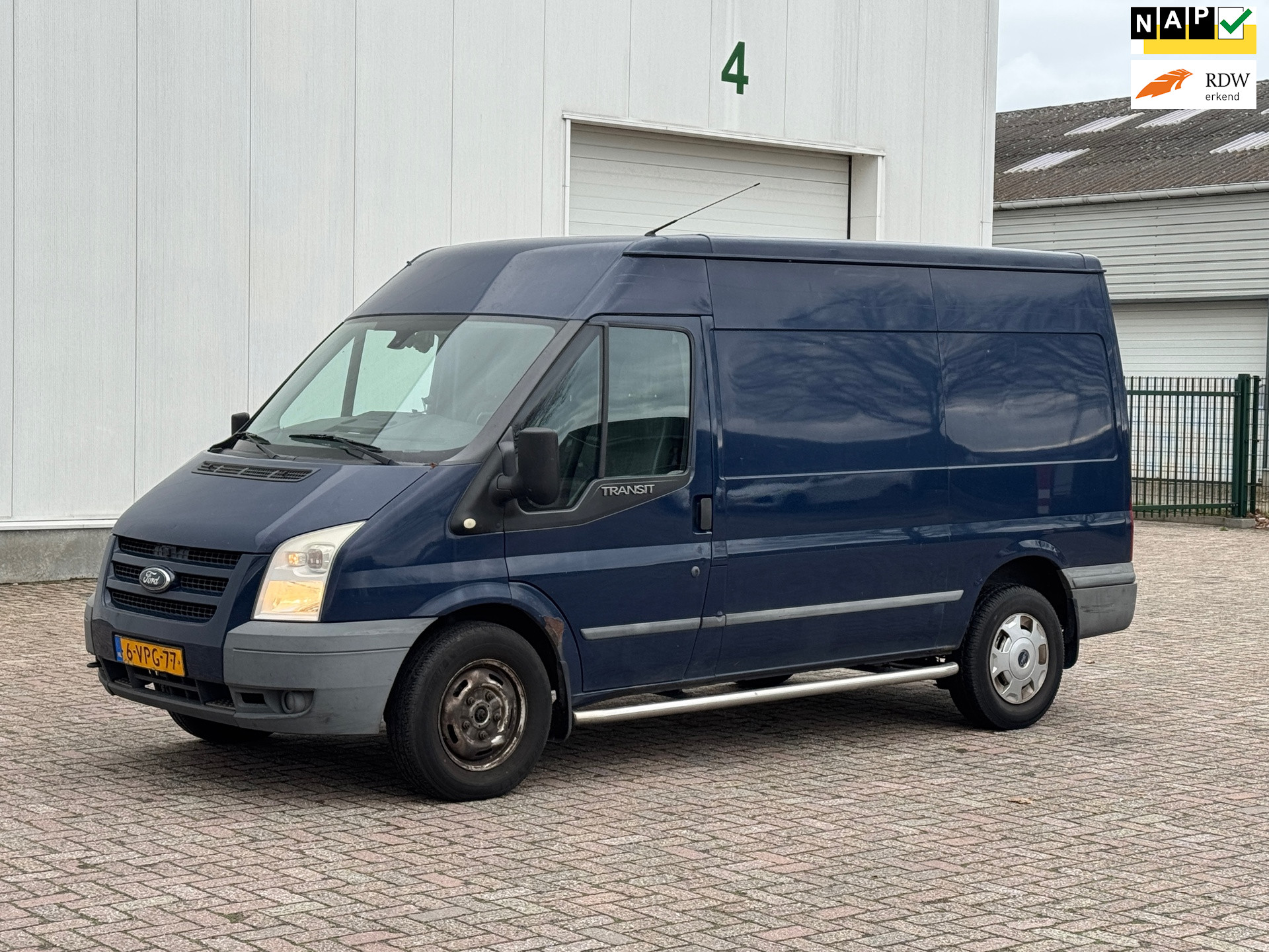 Ford Transit 330m Van 115dpf 4.93 330M 2.2 TDCI HD 2011 - voorkant