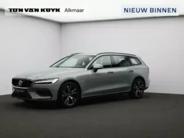 Volvo V60 2.0 B4 Essential Edition 2026 - voorkant
