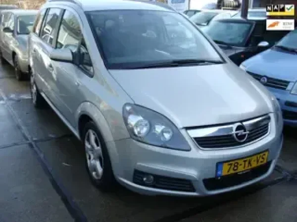 Foto van Opel Zafira