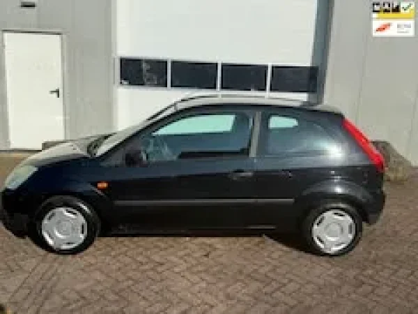 Ford Fiesta 1.3 Style 2004 - voorkant