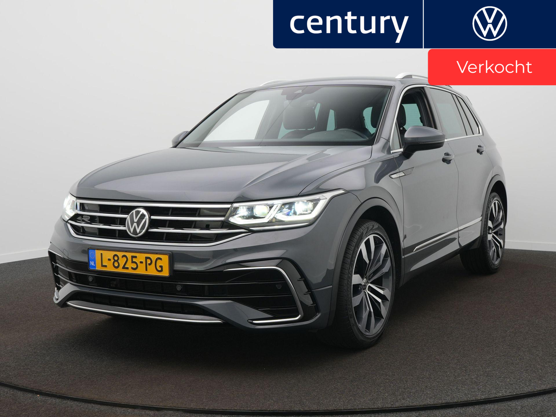 Volkswagen Tiguan 1.5 TSI R-Line 2021 - voorkant