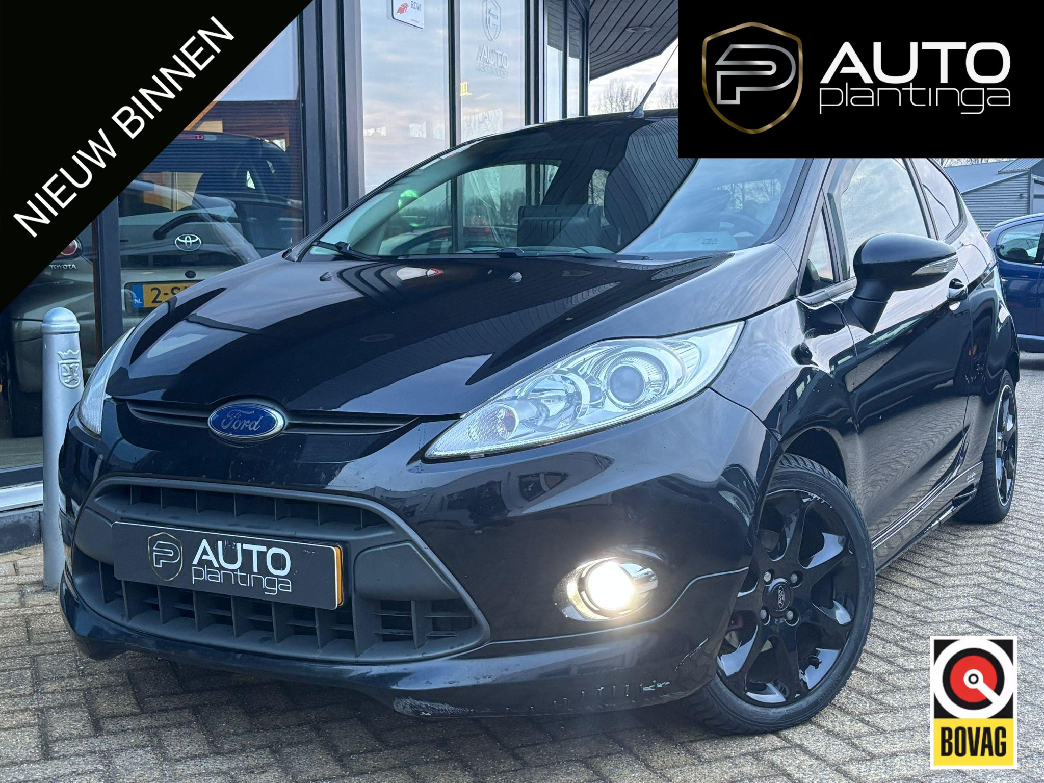 Ford Fiesta 1.4 Trend 2011 - voorkant