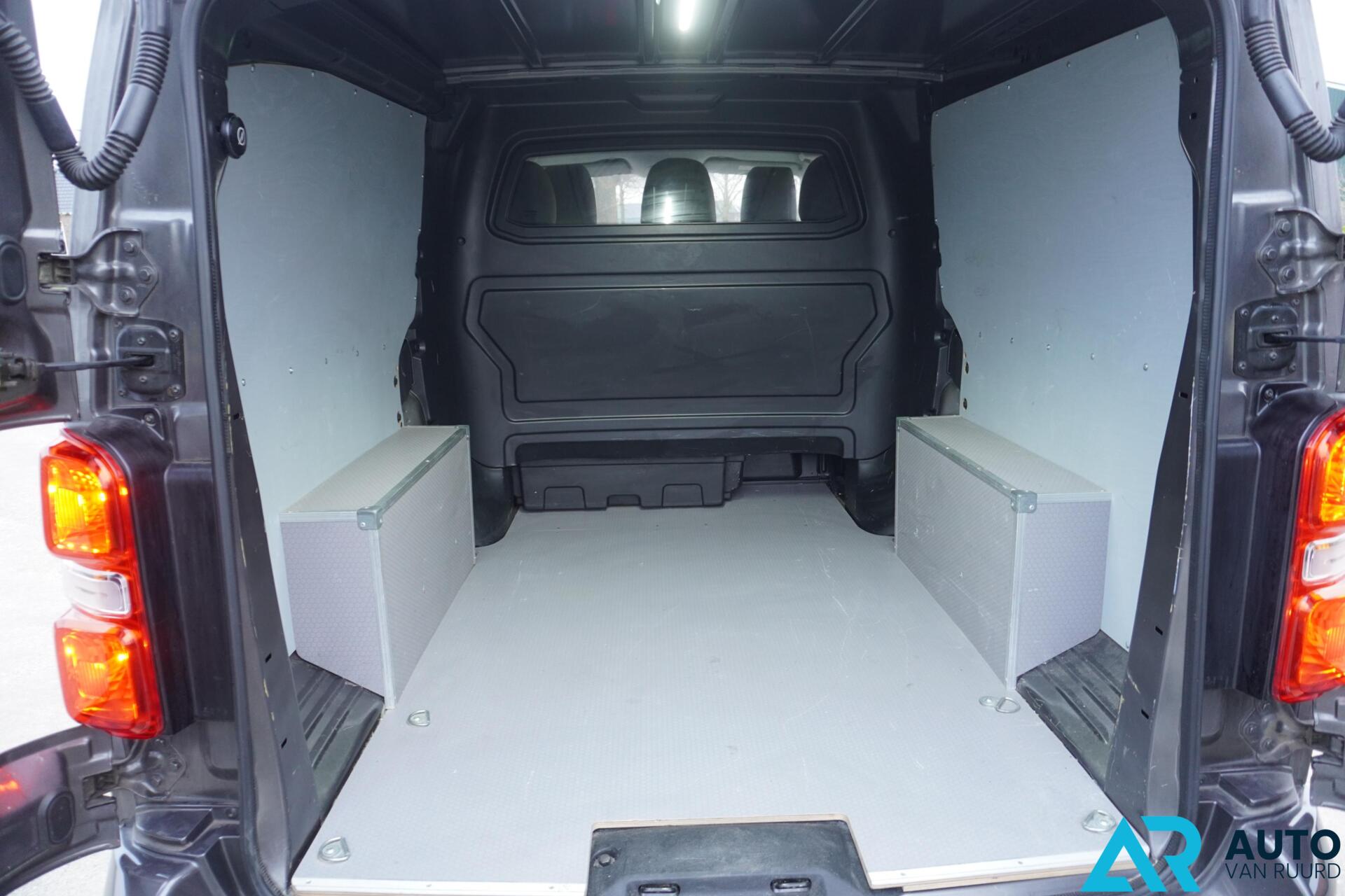 Foto van Opel Vivaro