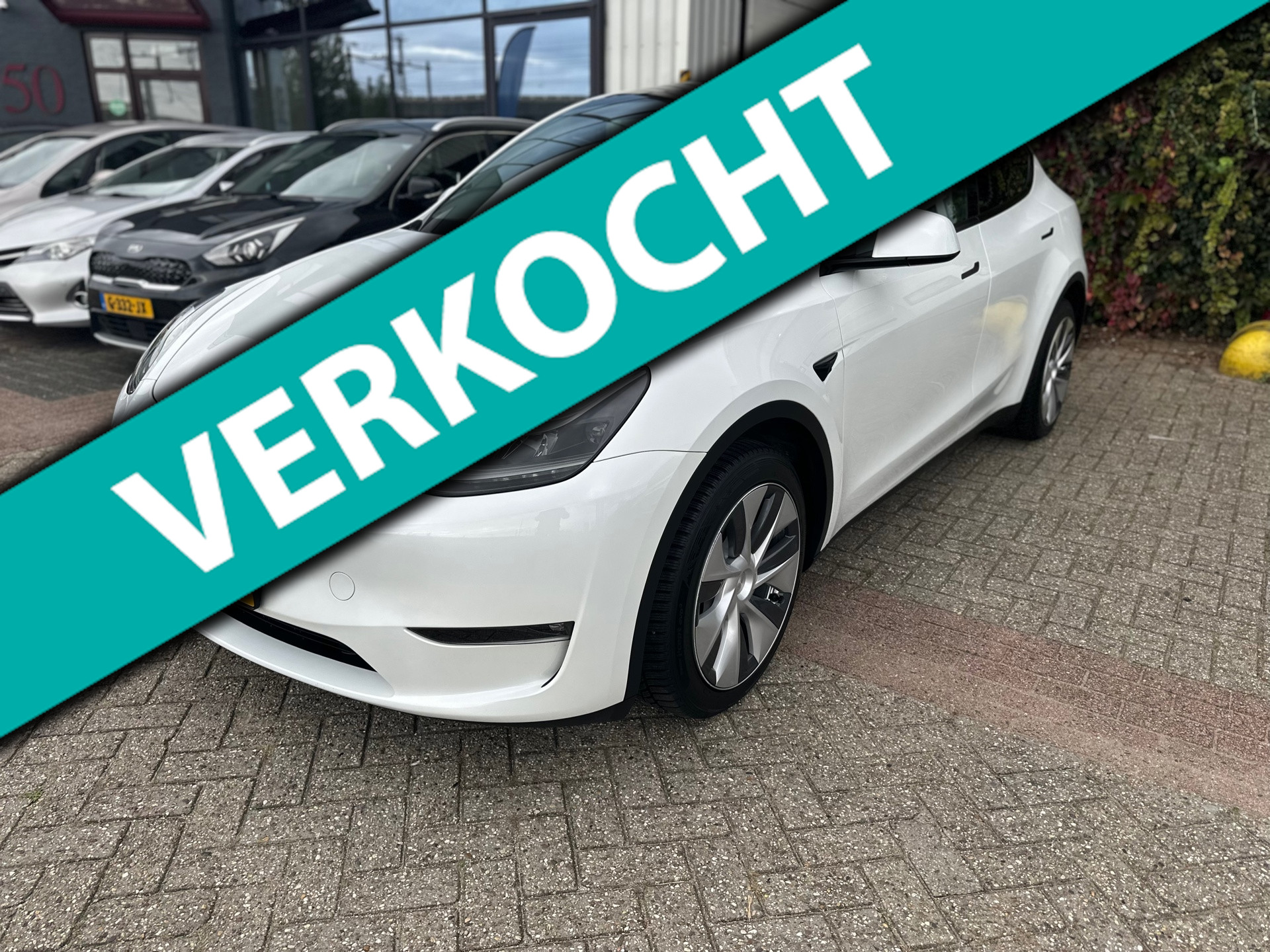 Tesla Model Y Long Range AWD 75 kWh ,1.Hand,Trekhaak,Ex.btw 2024 - voorkant