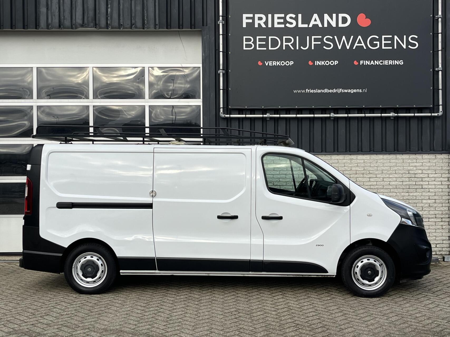 Foto van Opel Vivaro-b