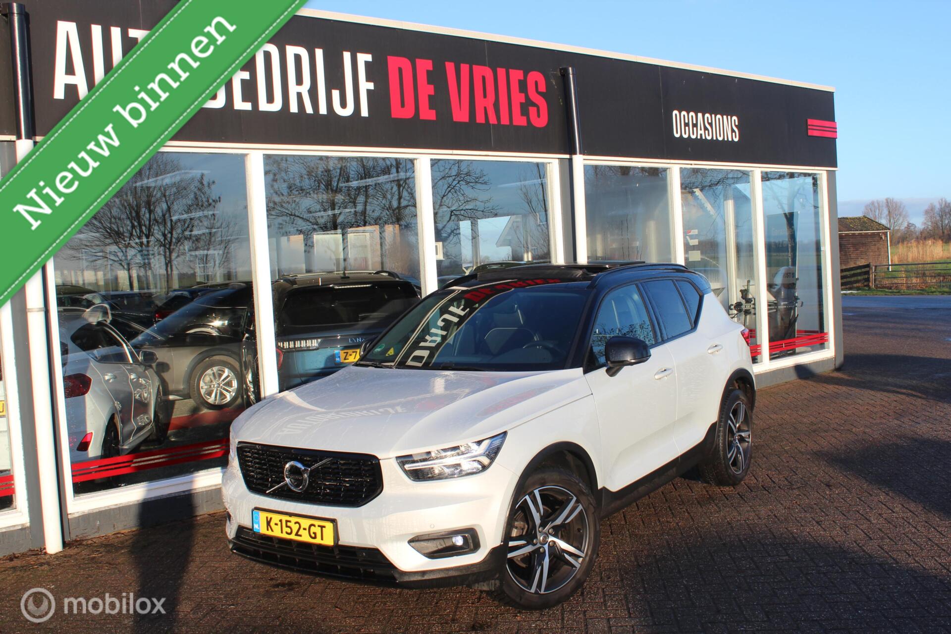 Volvo XC40 1.5 T3 R-Design Panodak/19Inch/Camera360/H&K/ACC/Trekhaak 2020 - voorkant