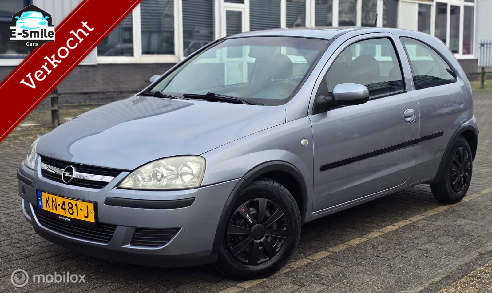 Opel Corsa-c 1.2-16V Njoy Easytronic/Automaat/APK/EleckRamen 2004 - voorkant