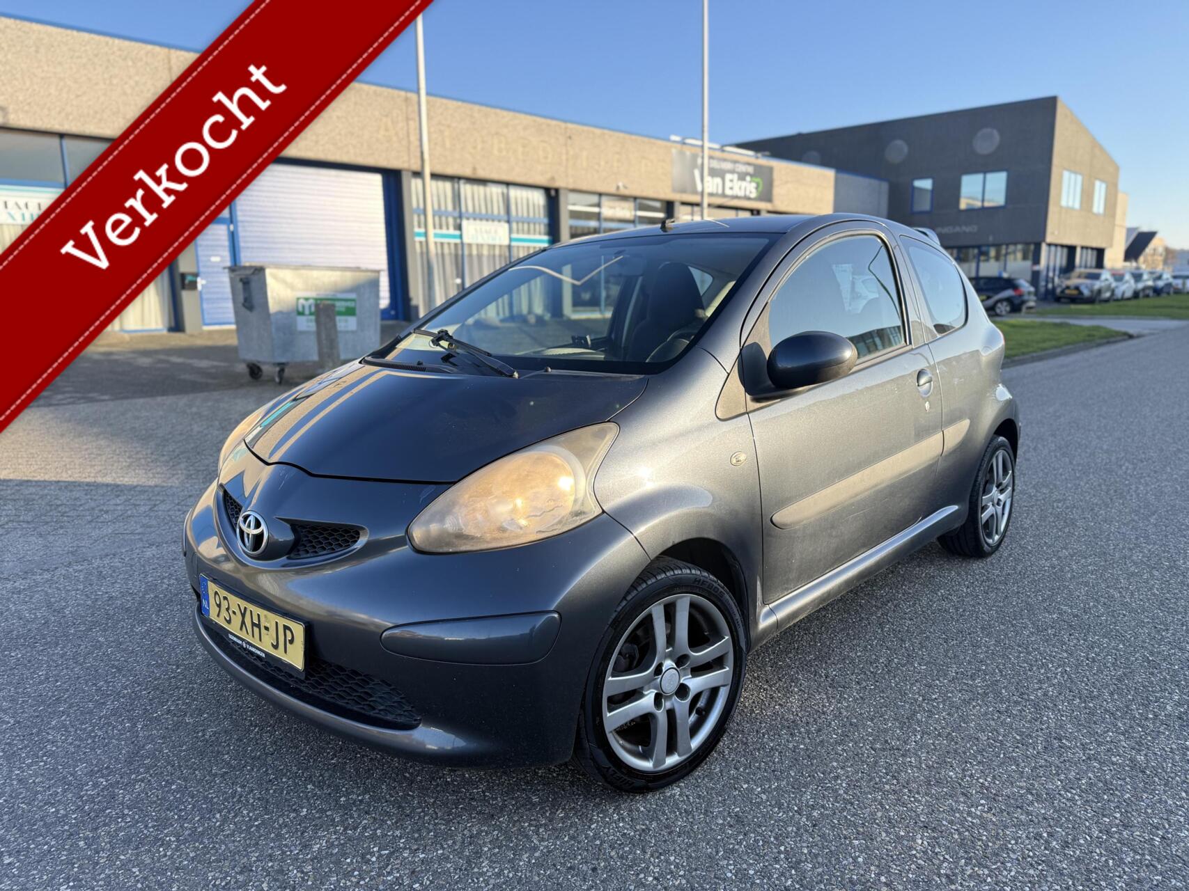 Toyota Toyota Aygo 1.0-12V Sport Elektrische pakket 2 sleutels 2007 - voorkant