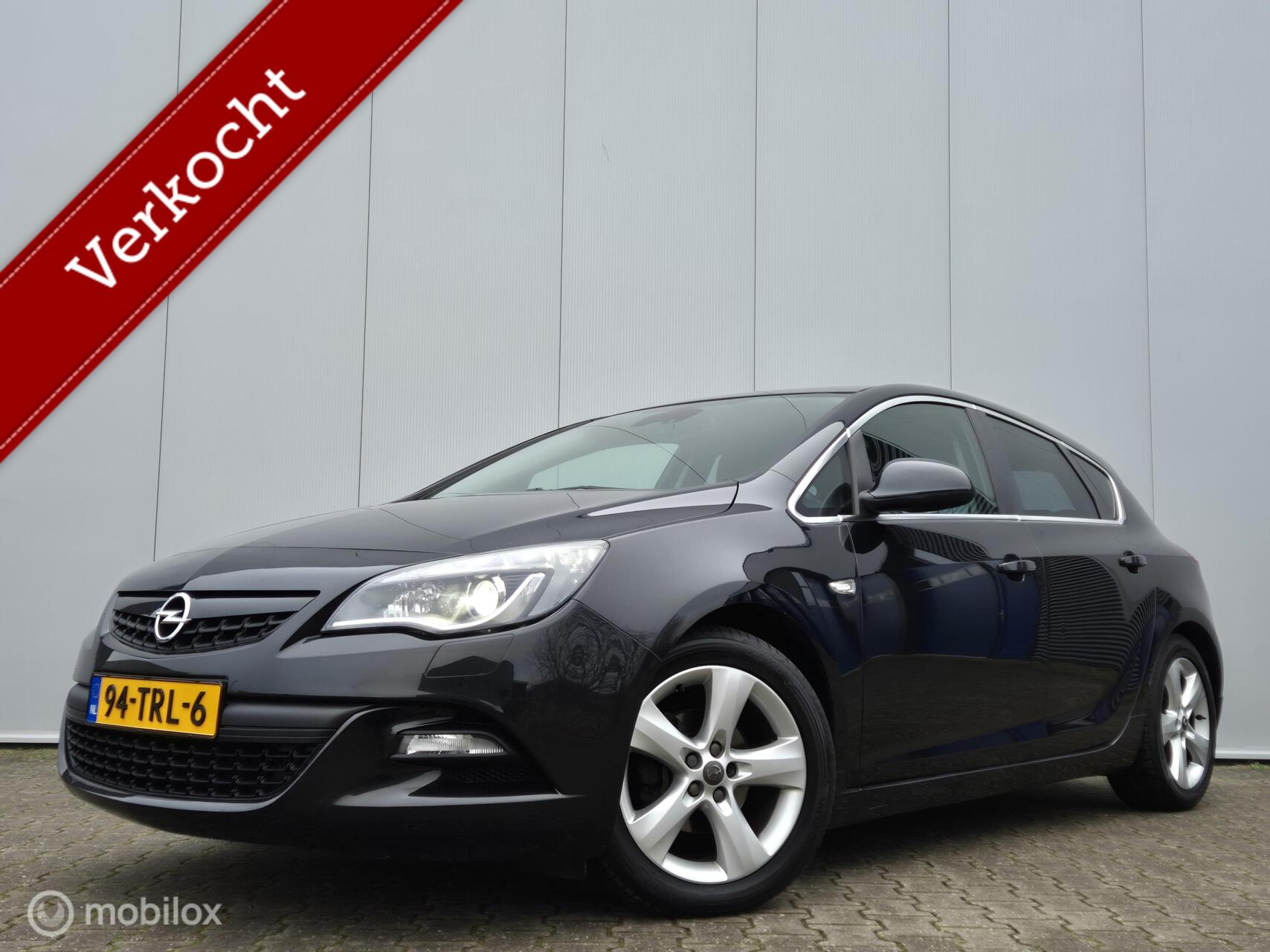 Opel Astra 1.4 TURBO SPORT/LED/XENON/LED/TREKHAAK/NAVI/PDC/17''LMV/BLUETOOTH 2012 - voorkant