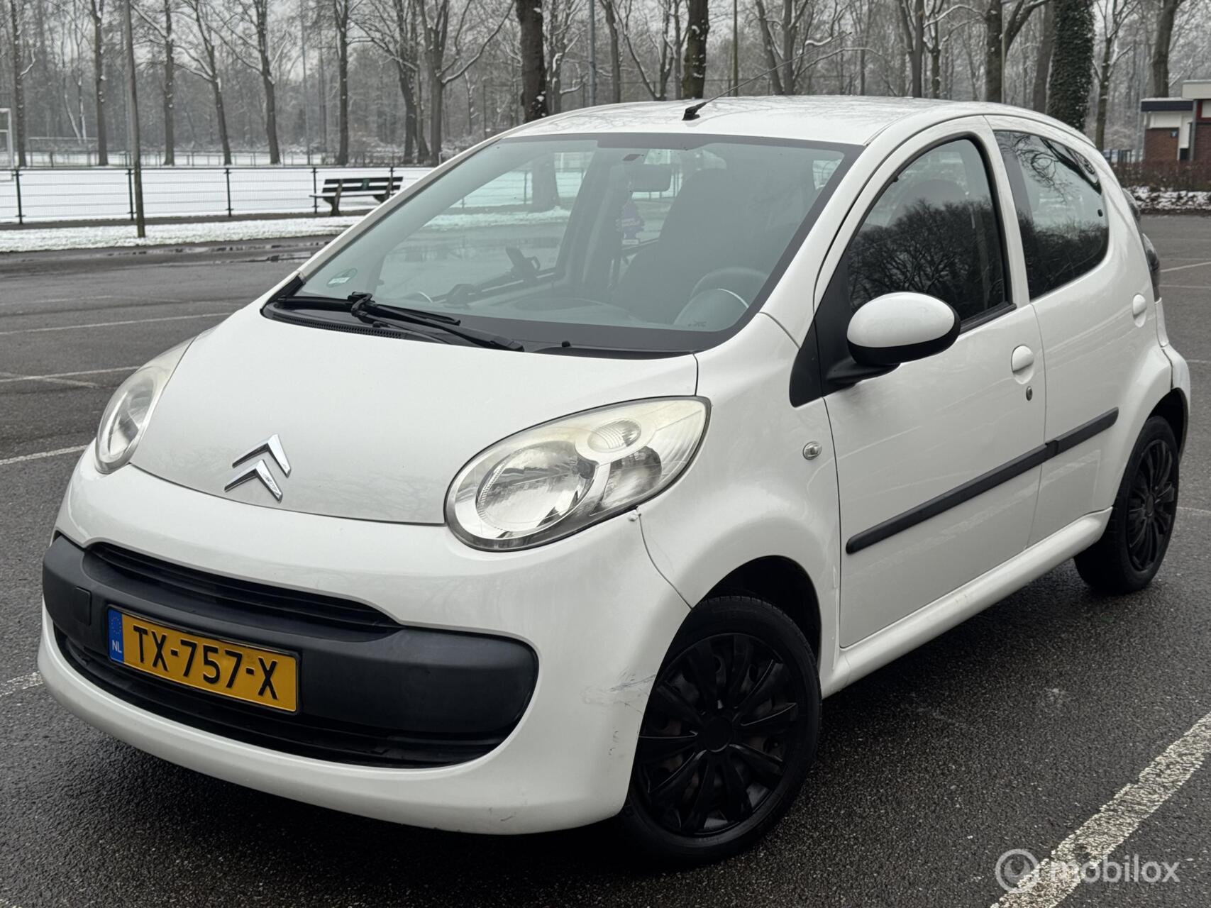 Citroen Citroen C1 1.0-12V LAGE KMSTAND! 2008 - voorkant