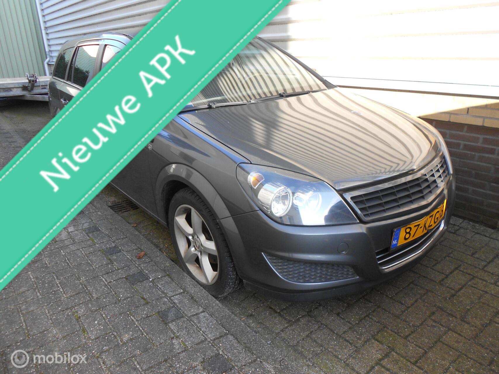 Foto van OPEL ASTRA STATION WAGON