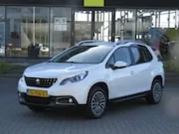 Peugeot 2008 1.2 PureTech Blue Lion 2018 - voorkant