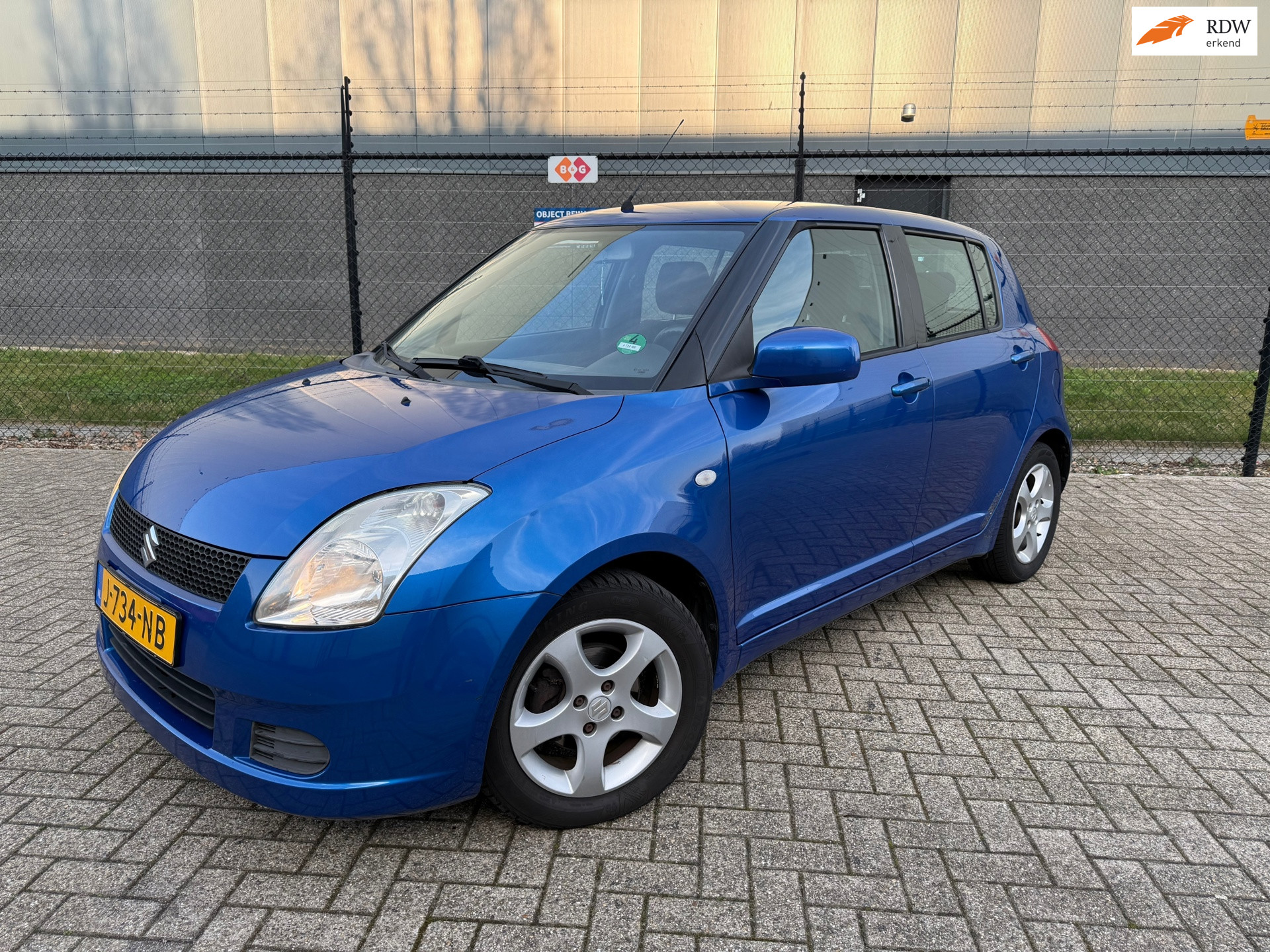 Foto van SUZUKI SWIFT