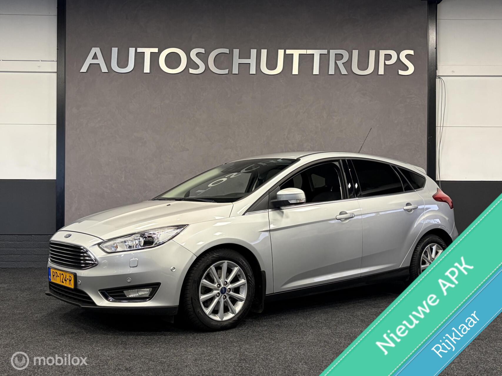 Ford Focus 1.5 Titanium AUTOMAAT / 1E EIG / CLIMA / CRUISE / NAVI / TR.HAAK / 2018 - voorkant