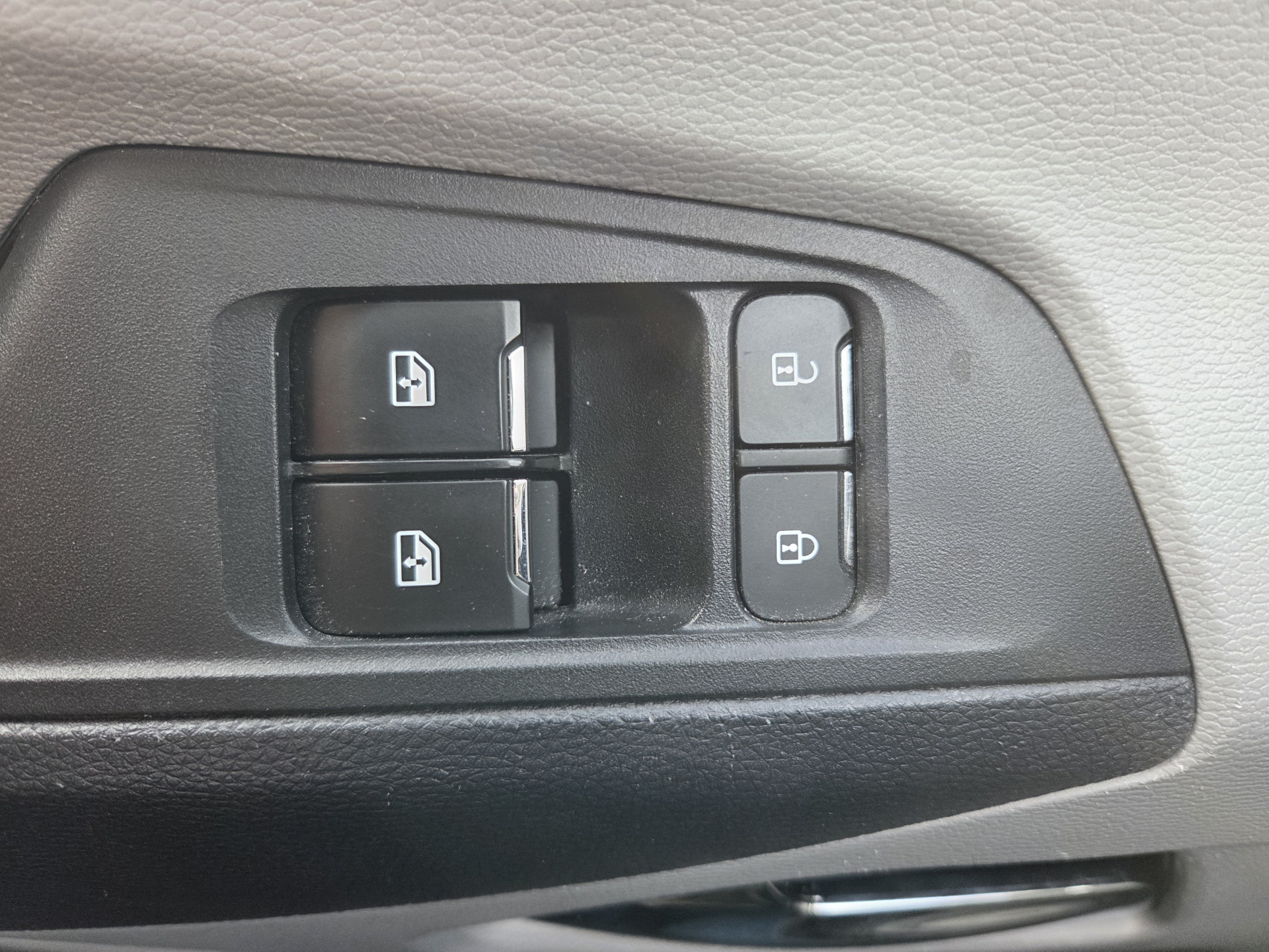 Foto van Maxus Edeliver 9