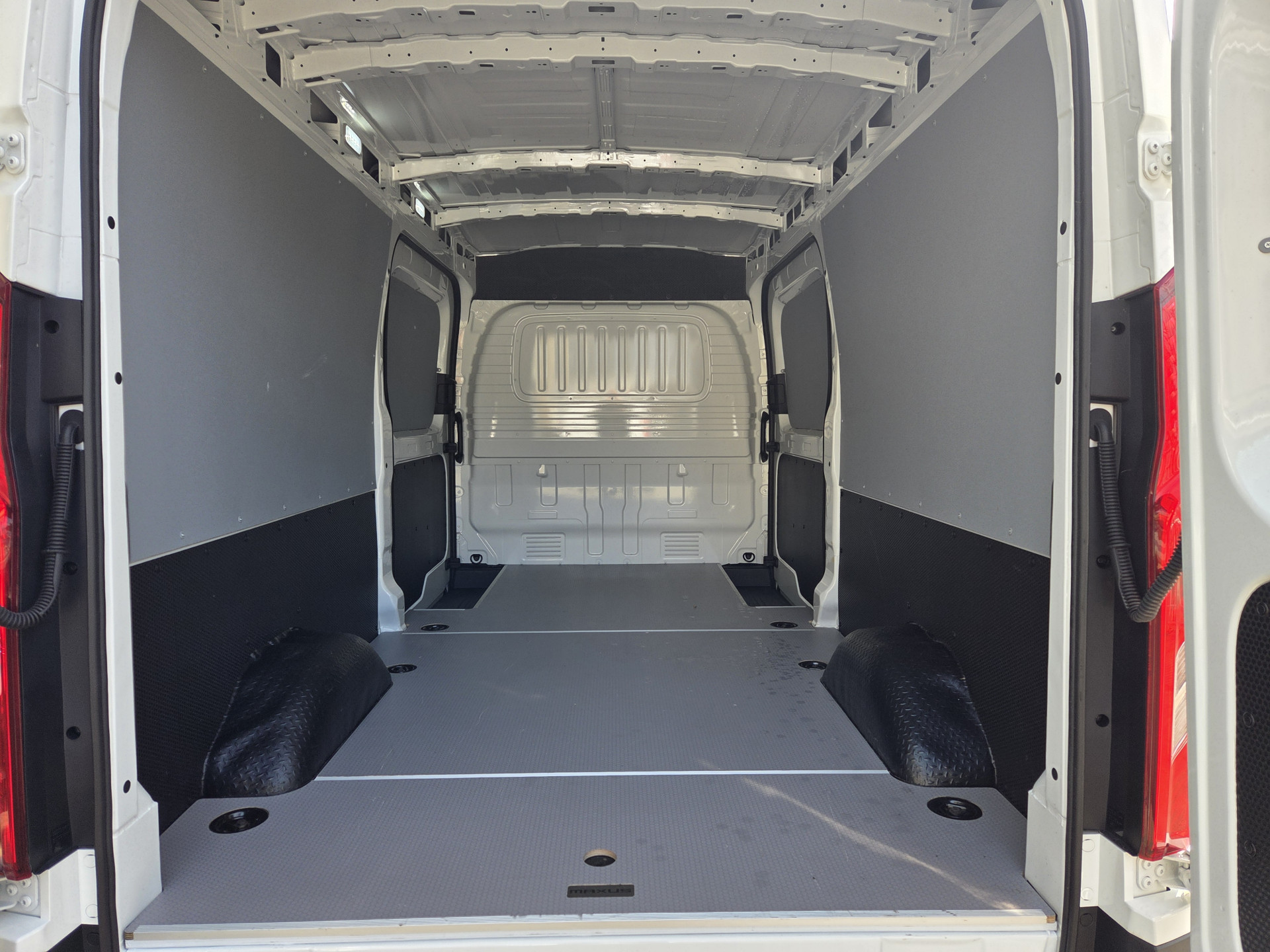 Foto van Maxus Edeliver 9