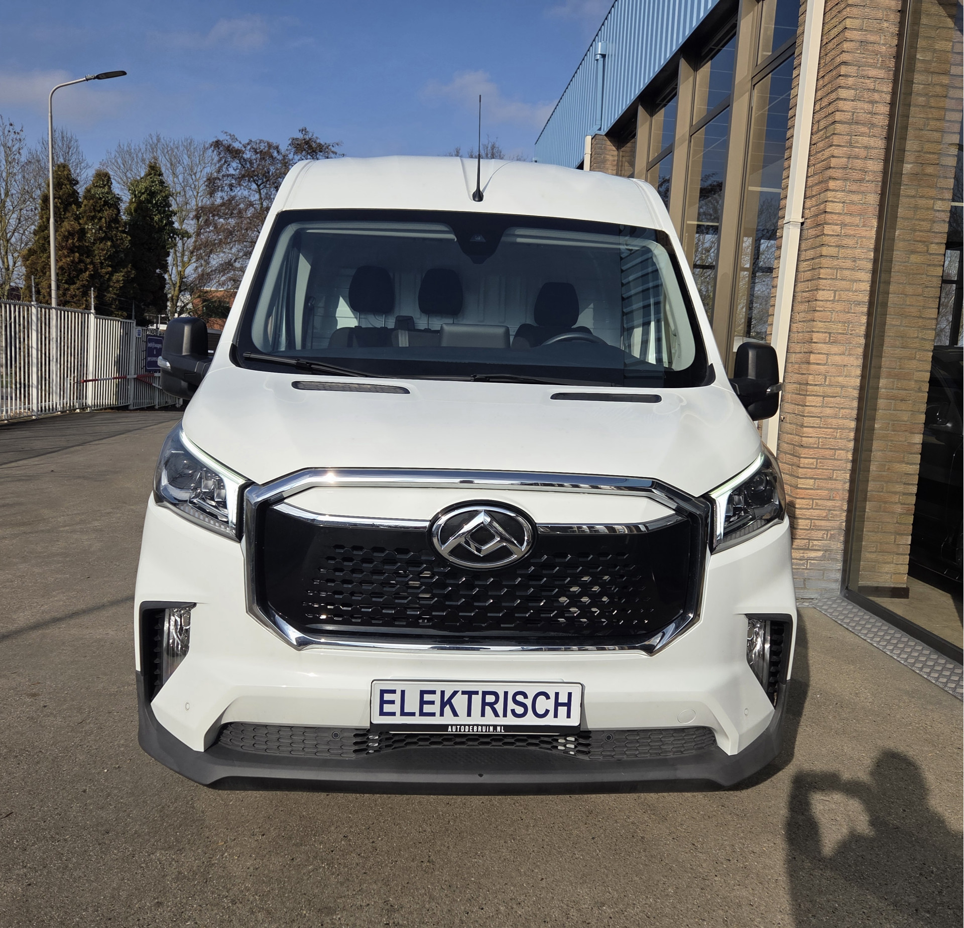 Foto van Maxus Edeliver 9