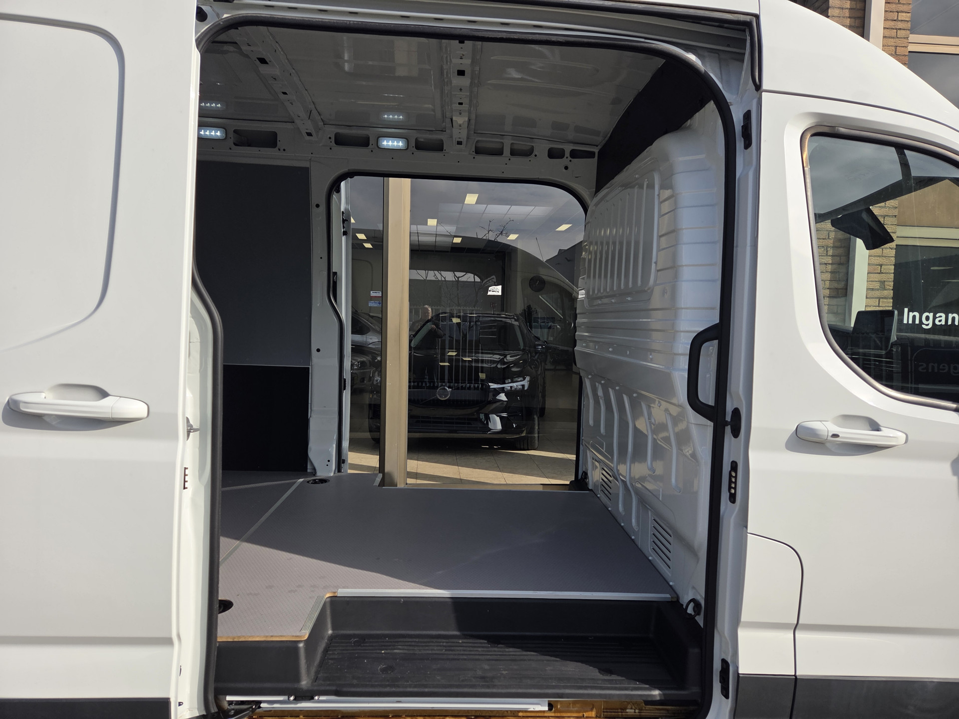 Foto van Maxus Edeliver 9
