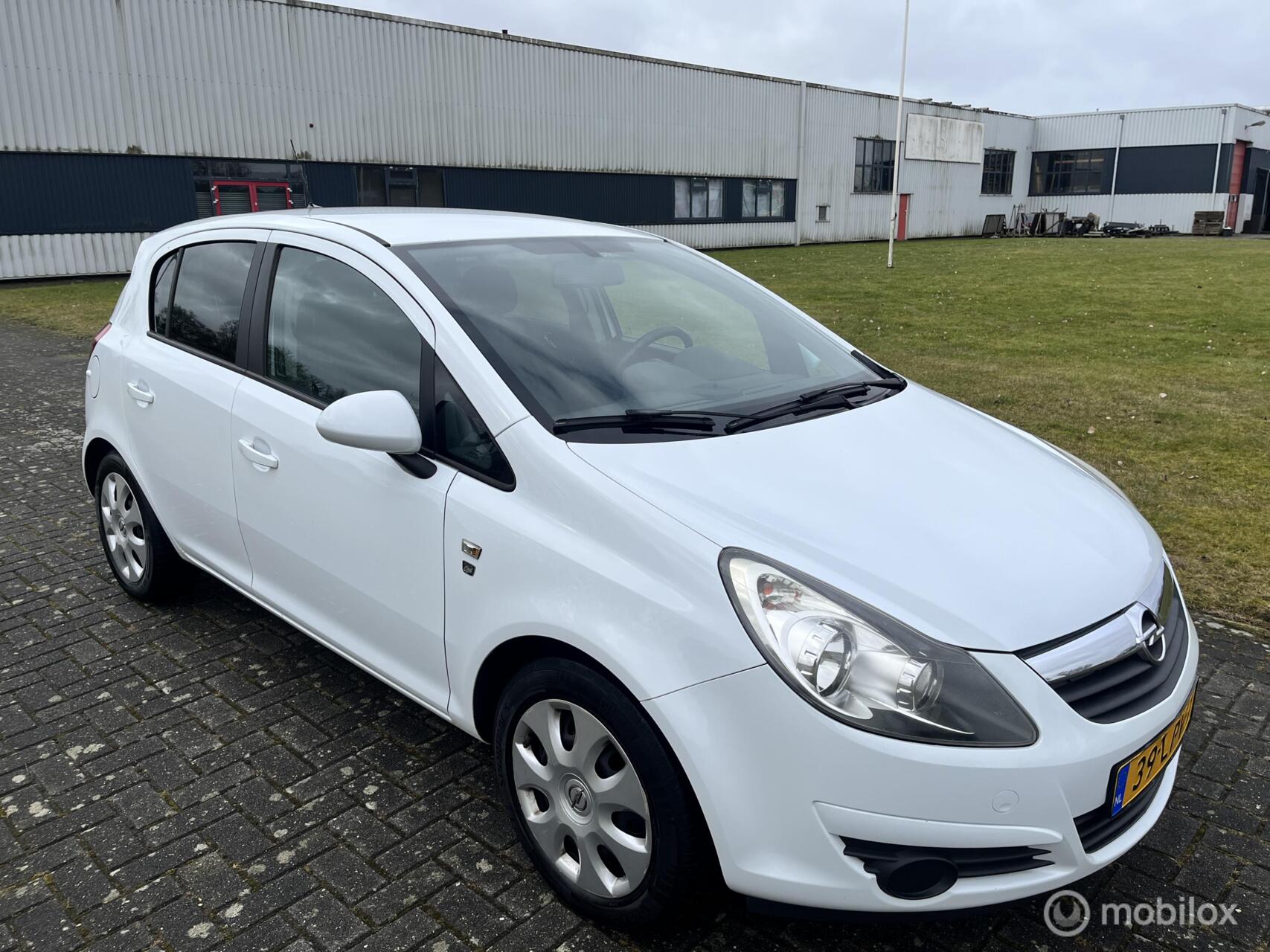 Foto van OPEL CORSA