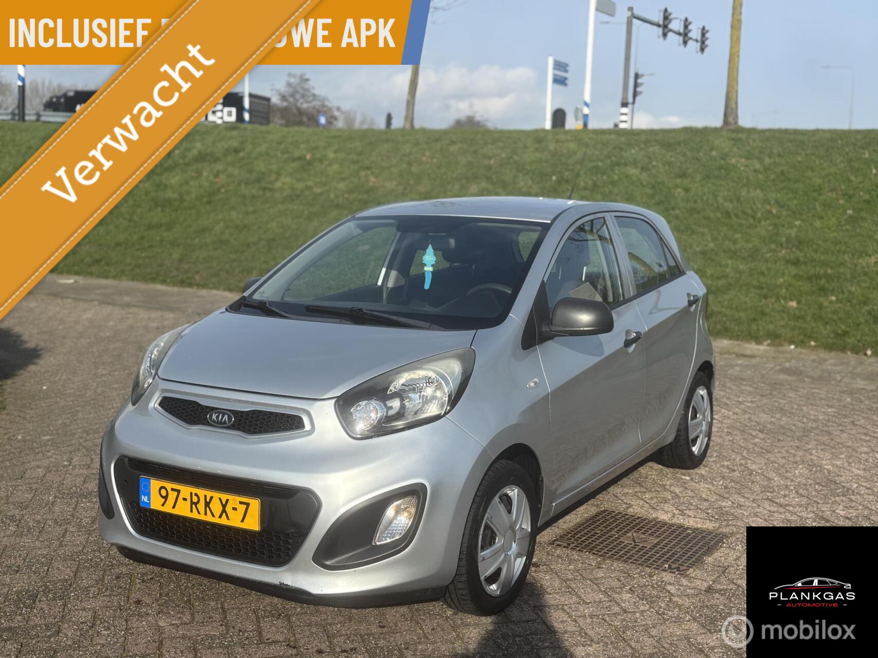 Kia Picanto 1.0 CVVT 2011 - voorkant