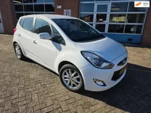 Hyundai Ix20 1.4i i-Vision 2014 - voorkant