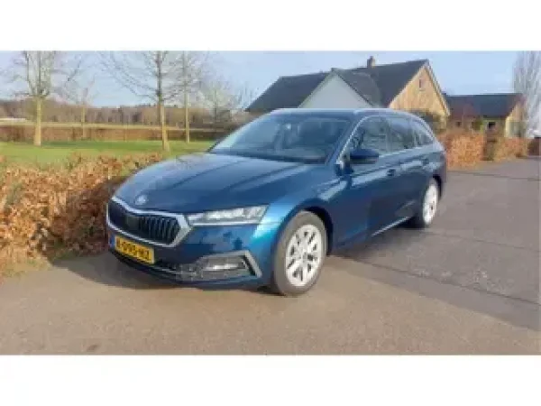 Skoda Octavia 1.0 TSI Business Edition 2021 - voorkant