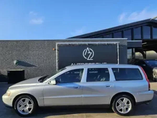 Volvo V70 2.4D Edition 2007 - voorkant