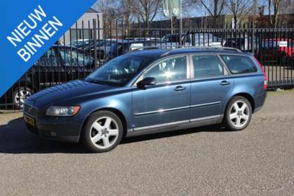 Volvo V50 2.4 Summum 2005 - voorkant