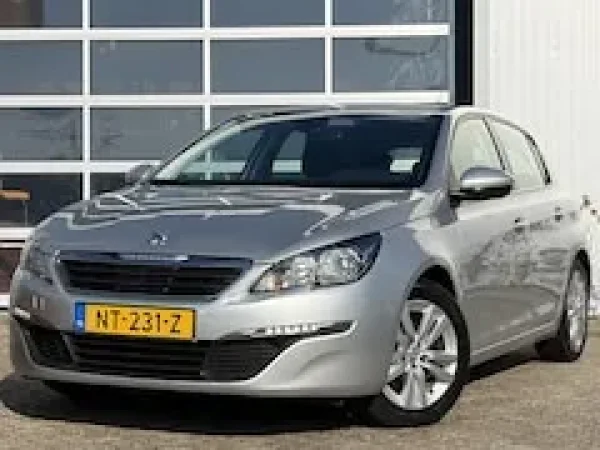Peugeot 308 1.2 PureTech Active 2017 - voorkant