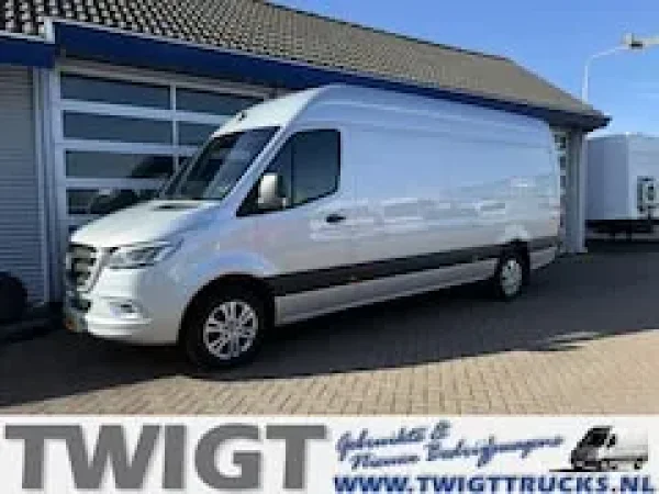 Mercedes-Benz Sprinter 319 3.0 CDI L4H3 EURO VI-D 2021 - voorkant