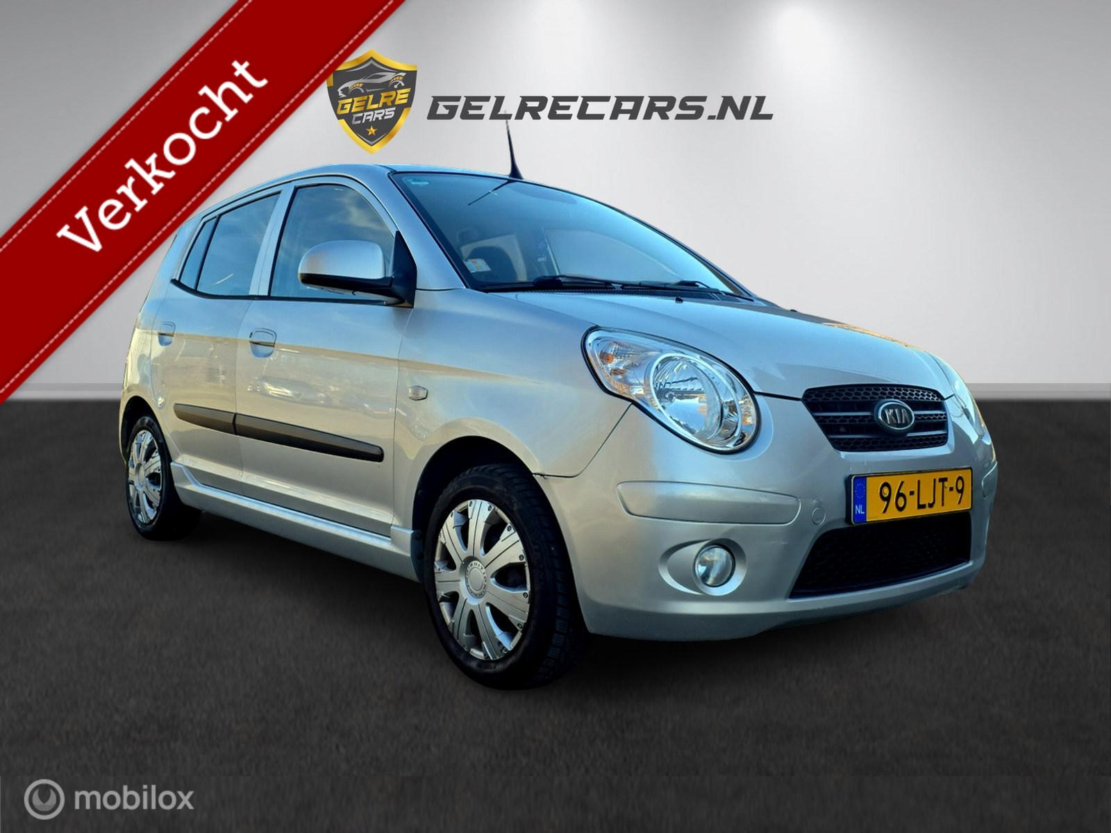 Kia Picanto 1.0 X-pect AIRCO !! 2010 - voorkant